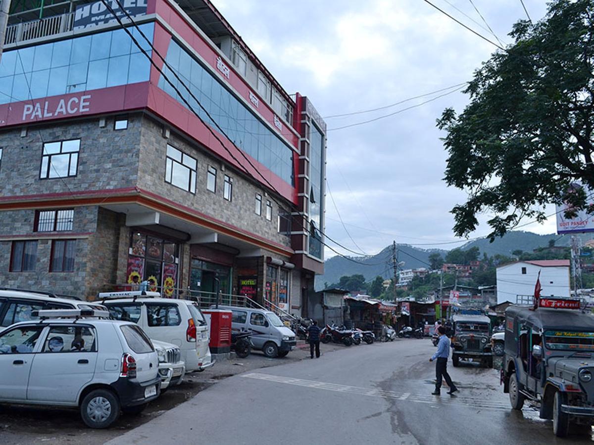 Oyo 37525 Hotel Mall Palace Pithorāgarh Buitenkant foto