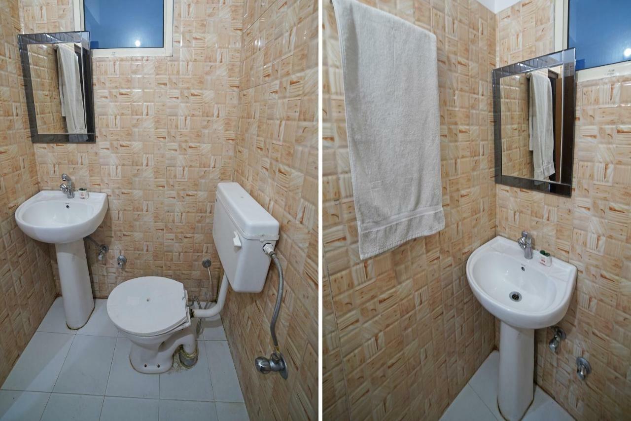 Oyo 37525 Hotel Mall Palace Pithorāgarh Buitenkant foto